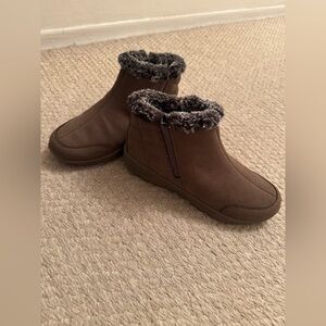 Easy spirit boots